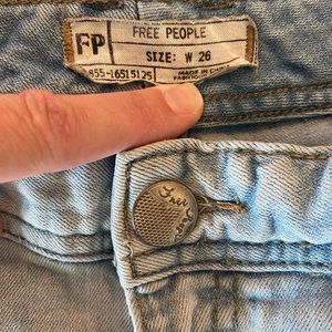 Free People Mid Rise Busted Knee Raw Hem Jeans 26